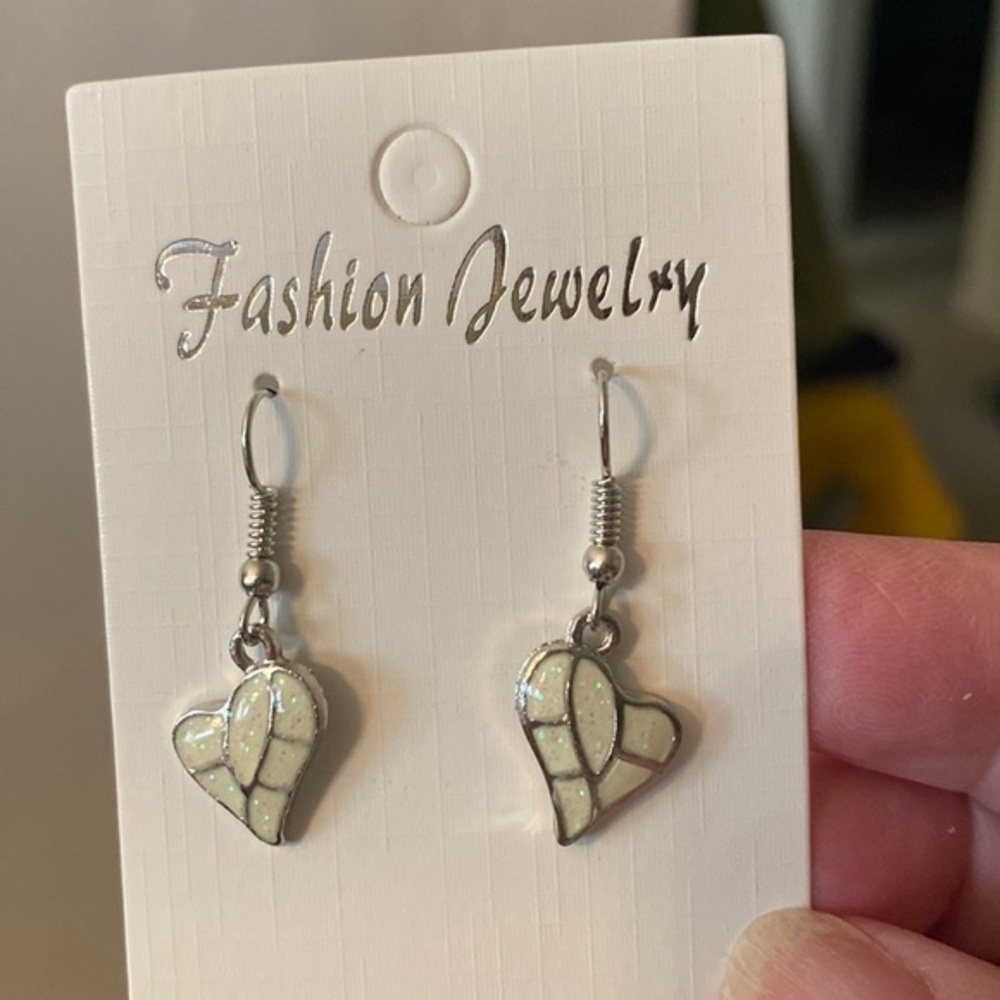 White and silver dangle heart earrings